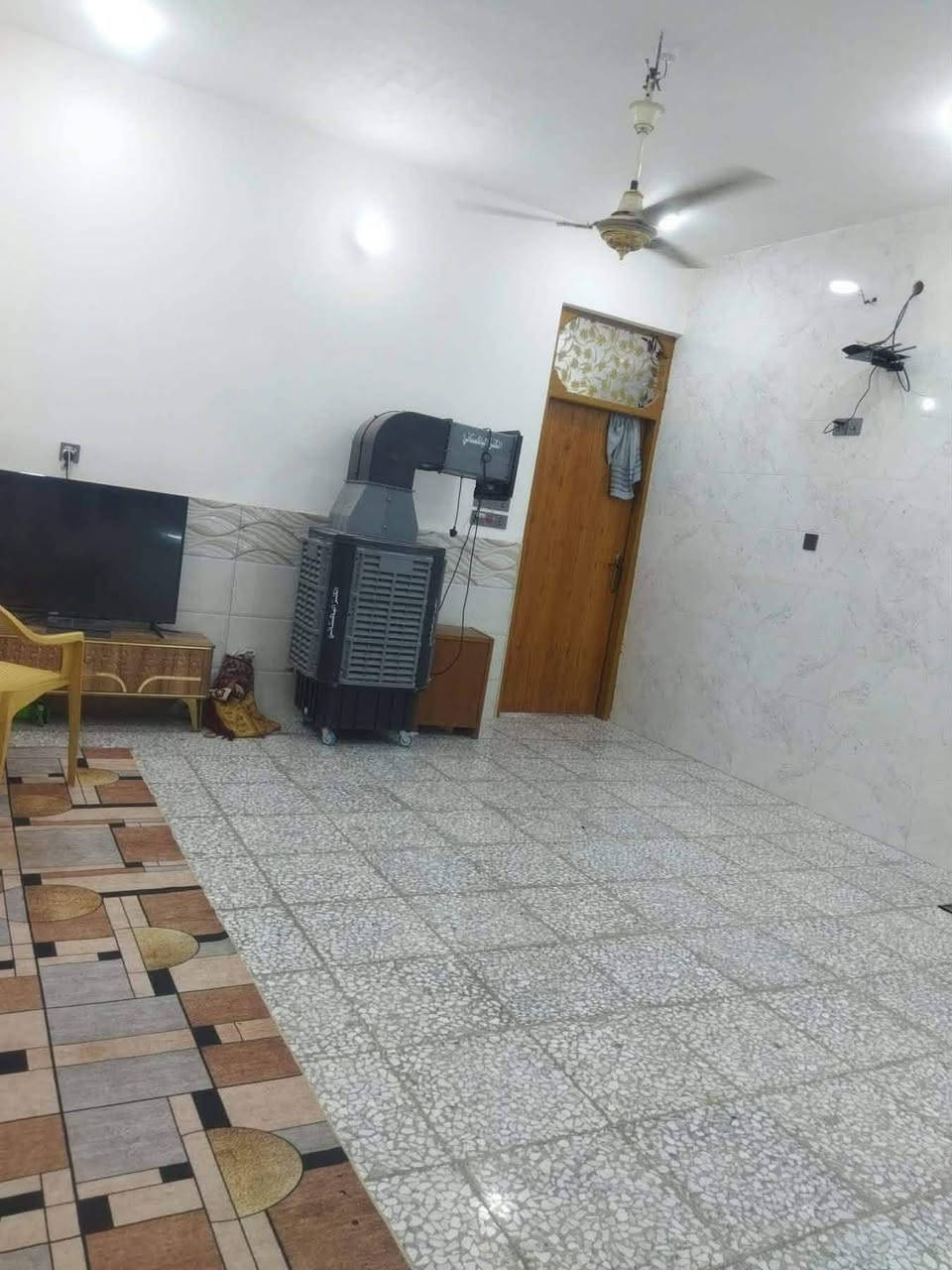 بيت للبيع
بسعر مناسب
مساحة 105
بناء جديد
المكان
 كوفة ملحق ميسان  
قرب سكلة الكرعاوي 
بشارع قاعة ملاك
***********
