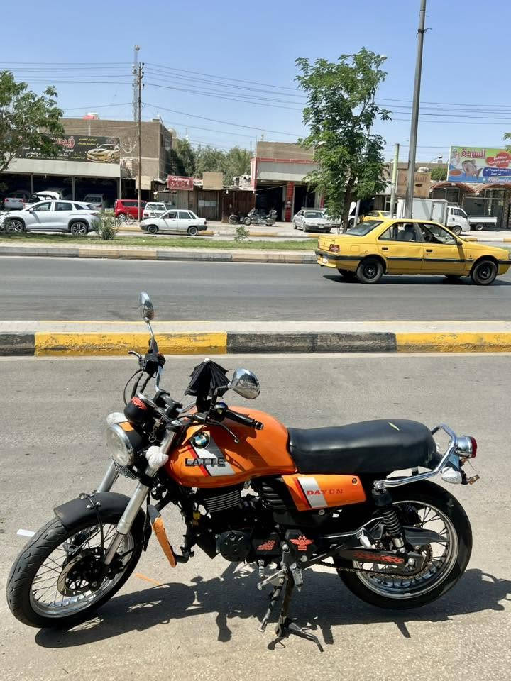 سلام عليكم
دراجه دايون لايتي مديل 22  طالعه بل 24مكفوله كفاله عامه 
اوراق اصولي ✅
محرك 200s مكفول ✅
الدراجه ما متعوبه مداريها ✅
عنواني كربلاء 
السعر 1600 
اي ستفسر نتصل وميكون خاطرك إلا طيب 
***********
***********
