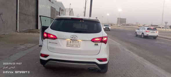 اسلام عليكم
سنتافي 2017 وارد امريكي 
قطعه واحد صبغ
رقم بغداد الجديد بأسمي
محرك 2400 GDI
بردات خلفيه
كشنات تدفئه امامي خلفي
حساسات خلفيه كامره خلفيه
رادار جانبي 
استيرن تدفئه
كشن السائق كهرباء
ماشيه 142 كيلو
السعر 16.000
مكان السياره الانبار الرمادي
***********
