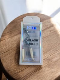 ايلا • أداة رفع رموش • للاستخدام اليومي