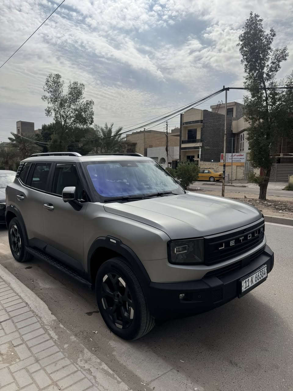 جيتور T1 – موديل 2026   لكجري - وكالة هارلم ضمان 10 سنوات
ماشيه 4 الاف فقط 
السيارة مغلفه ppf طافي ابو ال18 ورقه ضمان الppf  ثمان سنوات
 الموديل: 2026
 الممشى: زيرو
الضمان: هارلم 10 سنوات
 المحرك: 2000 تيربو – 4 سلندر
الويلات: 19 إنش

• ناقل حركة أوتوماتيك DCT متطور
• شاشة وسطية ضخمة + عدادات رقمية
• كاميرات 540 درجة عالية الدقة
• حساسات أمامية وخلفية
• تشغيل بصمة + دخول ذكي
• مثبت سرعة
• إضاءة LED أمامية وخلفية
• شحن لاسلكي
• نظام ملاحة + بلوتوث + USB
• مقاعد جلد فاخرة مع تحكم كهربائي
• فتحة سقف بانوراما
• أنظمة أمان كاملة ABS / EBD / ESP
• تصميم داخلي واسع مع جودة عالية
🔥 سيارة SUV حديثة، قوية، اقتصادية، وبضمان لا يُقارن لمدة 10 سنوات!

السعر 237$ 
المكان السيديه بغداد
***********
وبي واتس اب
