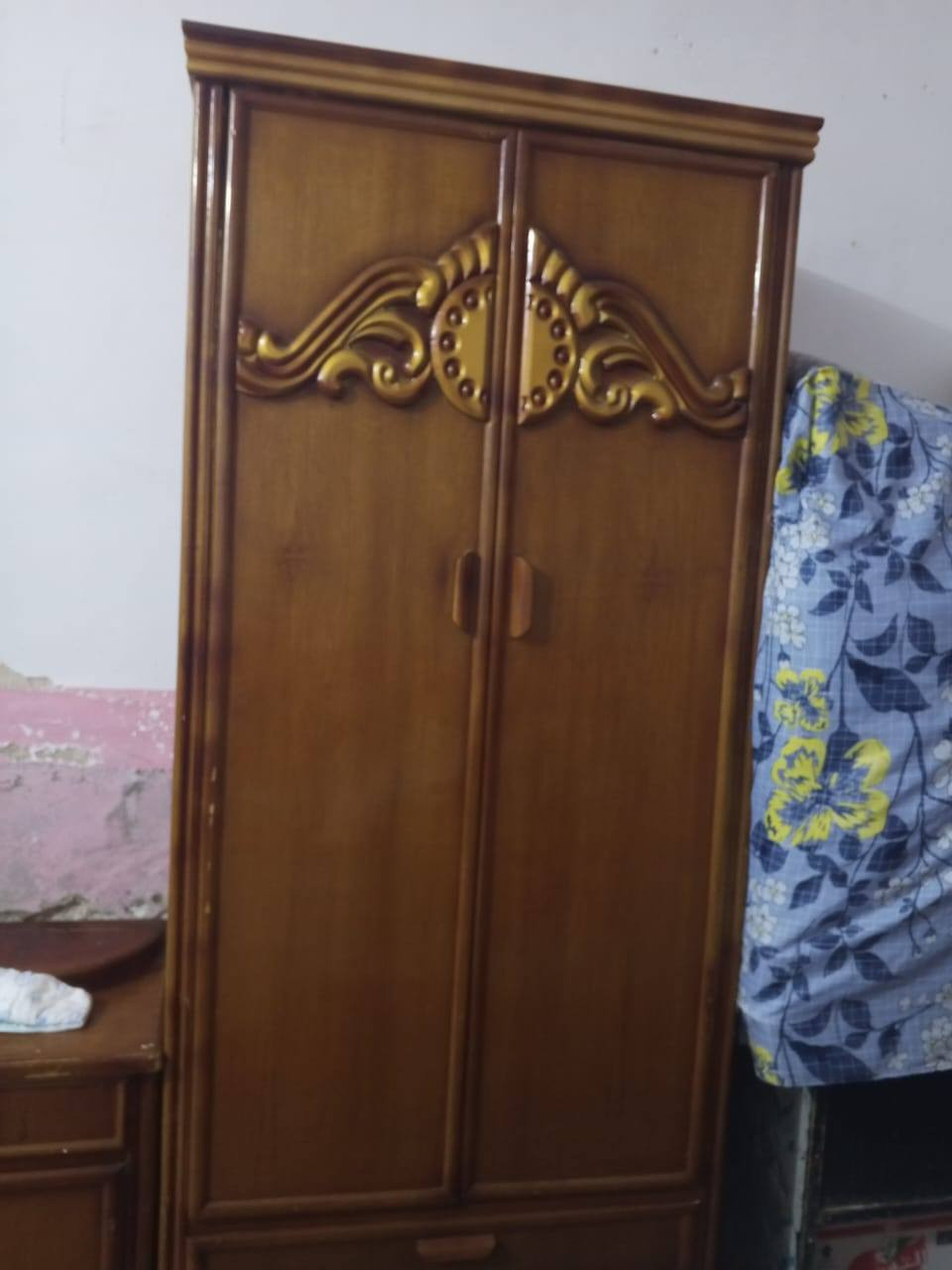 غرفه سوكي 
نضيفه بس جامه مفطوره
سعر 450قفل 
مكان عفك  
لاستفسار ***********
مو شراي لا يدخل خوان
