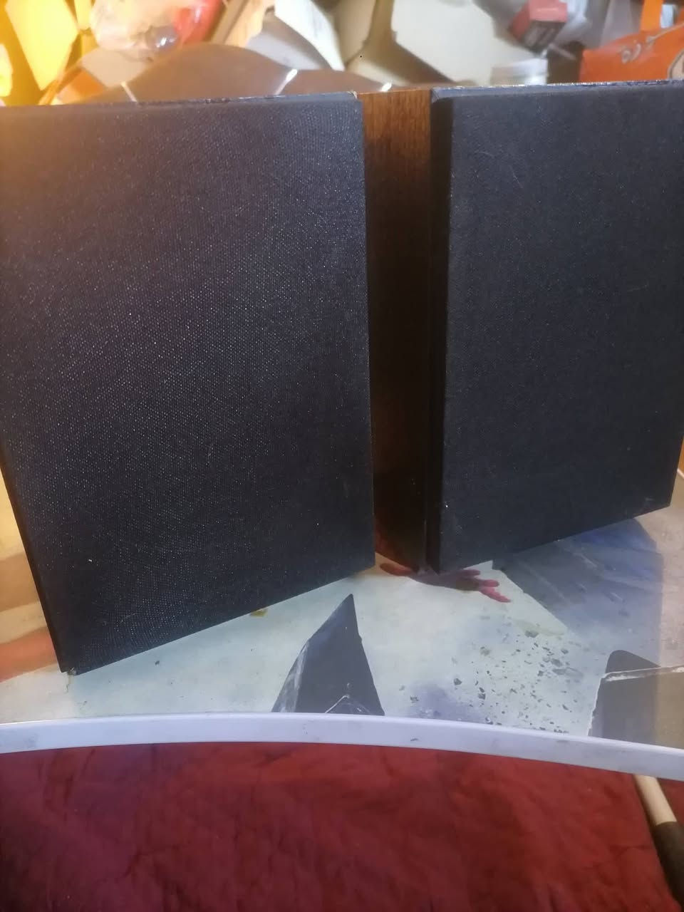 السلام عليكم 
متوفر سبيكرات اثنين باله انگليزيه انتاج قديم اصلي تغليف خشب صاج جدد التفاصيل للحجم بلصور


**إذا كنت صاحب هذا الإعلان وتريد حذفه لأي سبب، رجاءا أرسل رسالة إلى الدعم الفني**