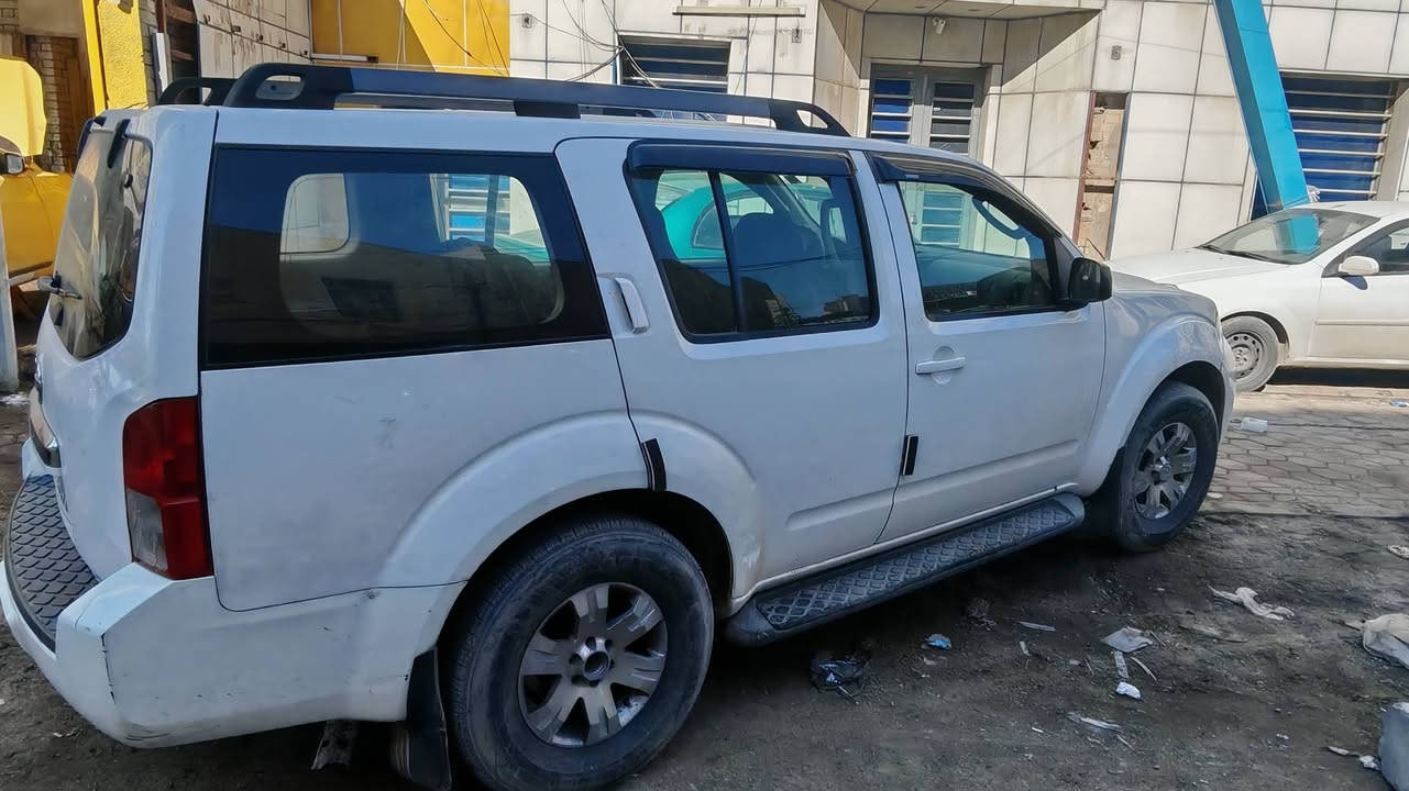 السعر ٨٥ سنوي صاقطه صار شهر نضيفك خليجي ٢٠٠٨ بغداد رقمه بكاني هم بغداد الشراي يتصل ***********
