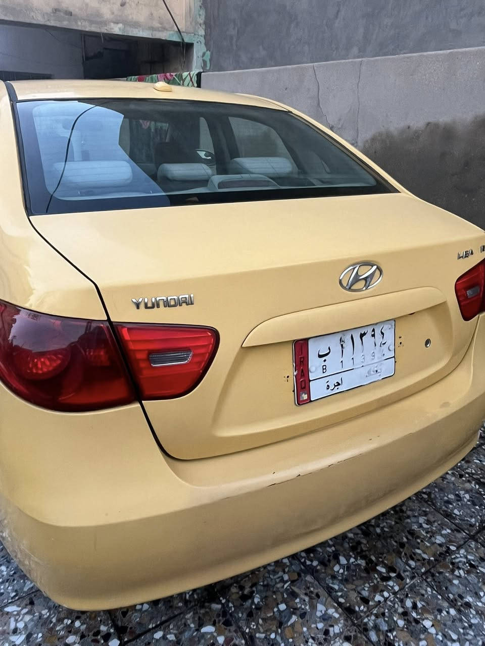 النترا ٢٠٠٨ بيهه تبديل باب امامي فقط الباقي ليبل واحد 
السعر ٩٠
***********
