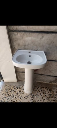 اغراض للبيع • مكلف بالنشر