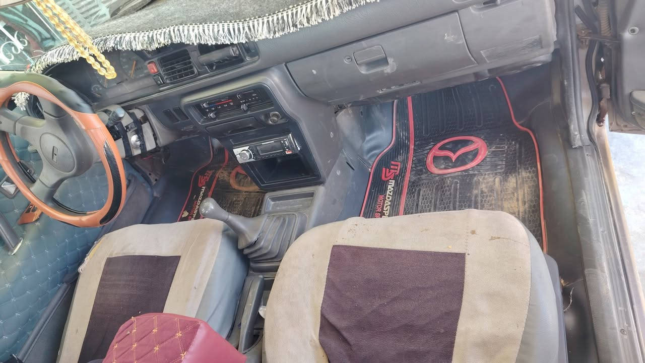 سلام عليكم مازده للبيع حجم ٦٠٠ وسته وعشرين  سياره حلوه  يعوزها شغلات خفايف منضومه زنون  كامله مشط ستيرن مال كصه تواير وره جديد  سياره حلوه بيع فقط نقدي لا مقدمه ولا من كاعهه السعر ٢٨ وبيه مجال  بيه نقدي نقدي فقط  اتصال ع رقم ***********
