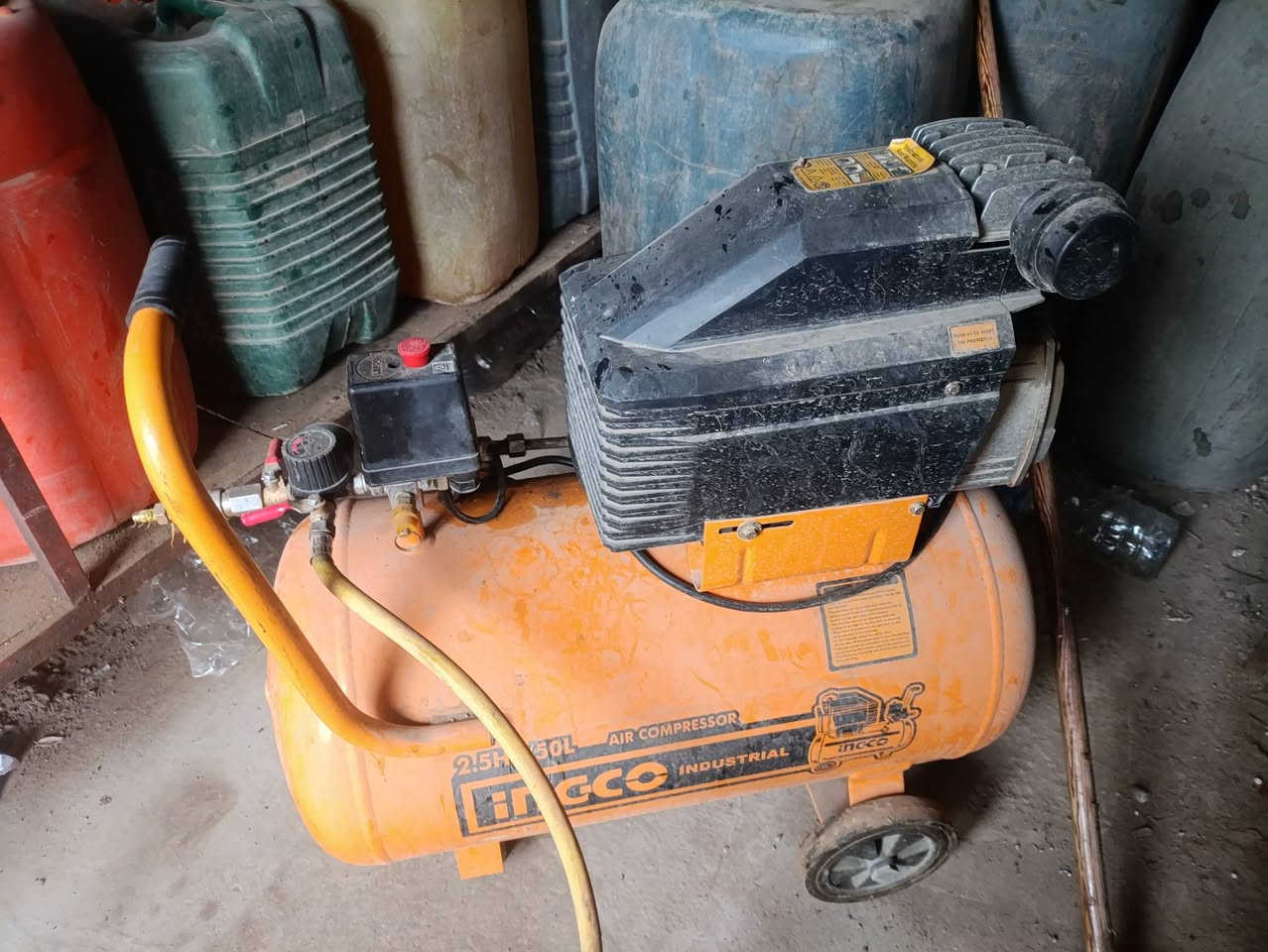 السلام عليكم
كمبريسر هواء للبيع المكان ناحيه كنعان السعر 160الف


**إذا كنت صاحب هذا الإعلان وتريد حذفه لأي سبب، رجاءا أرسل رسالة إلى الدعم الفني**