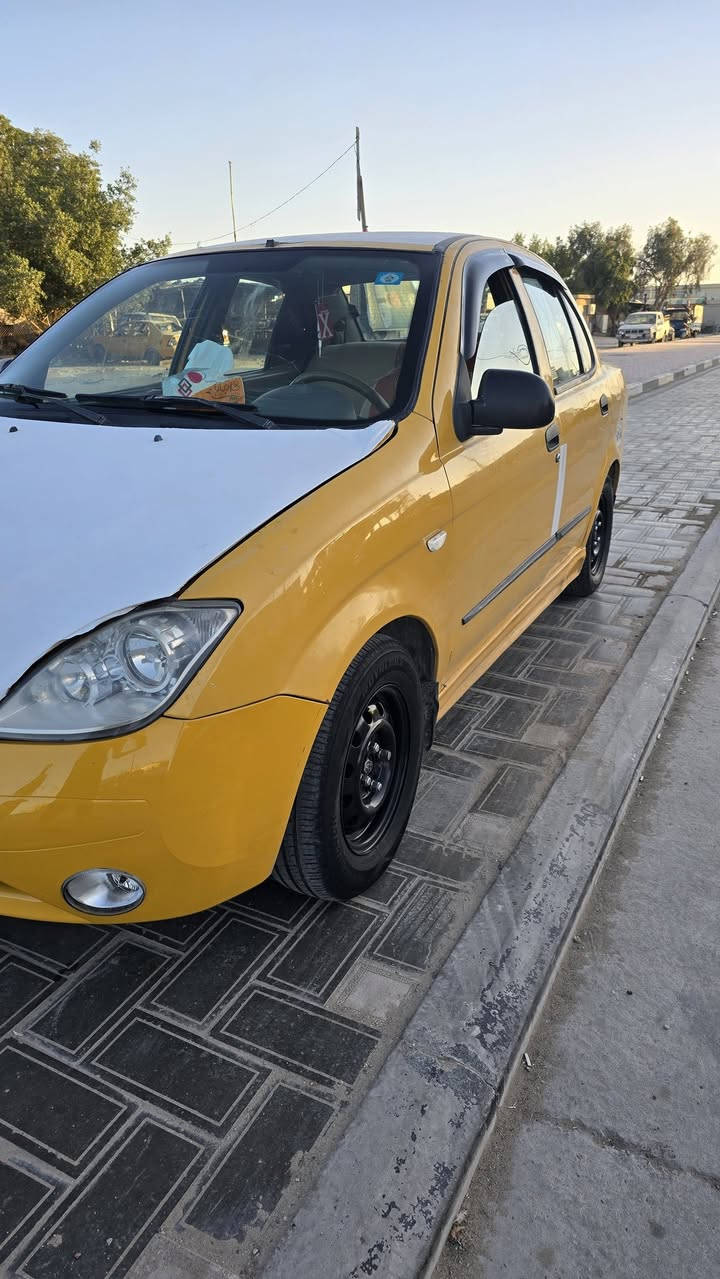 السلام عليكم 
طيبه موديل 2017 بيه بس باب لسايق مصبوغ صبغ بدون معجون اثر شخوط ولباقي كله كفاله البنيد طاير وراجع نفسه 
مكينه بيه بداية تبخير كير مكفول حداديه جديده تبريد شغال عوزه غاز تخم تاير جديد سنويه لل28 باسمي تحويل مباشر 
السعر ٤٢ وبيه مجال للشراي 
مكاني كربلاء حي العسكري 
***********
