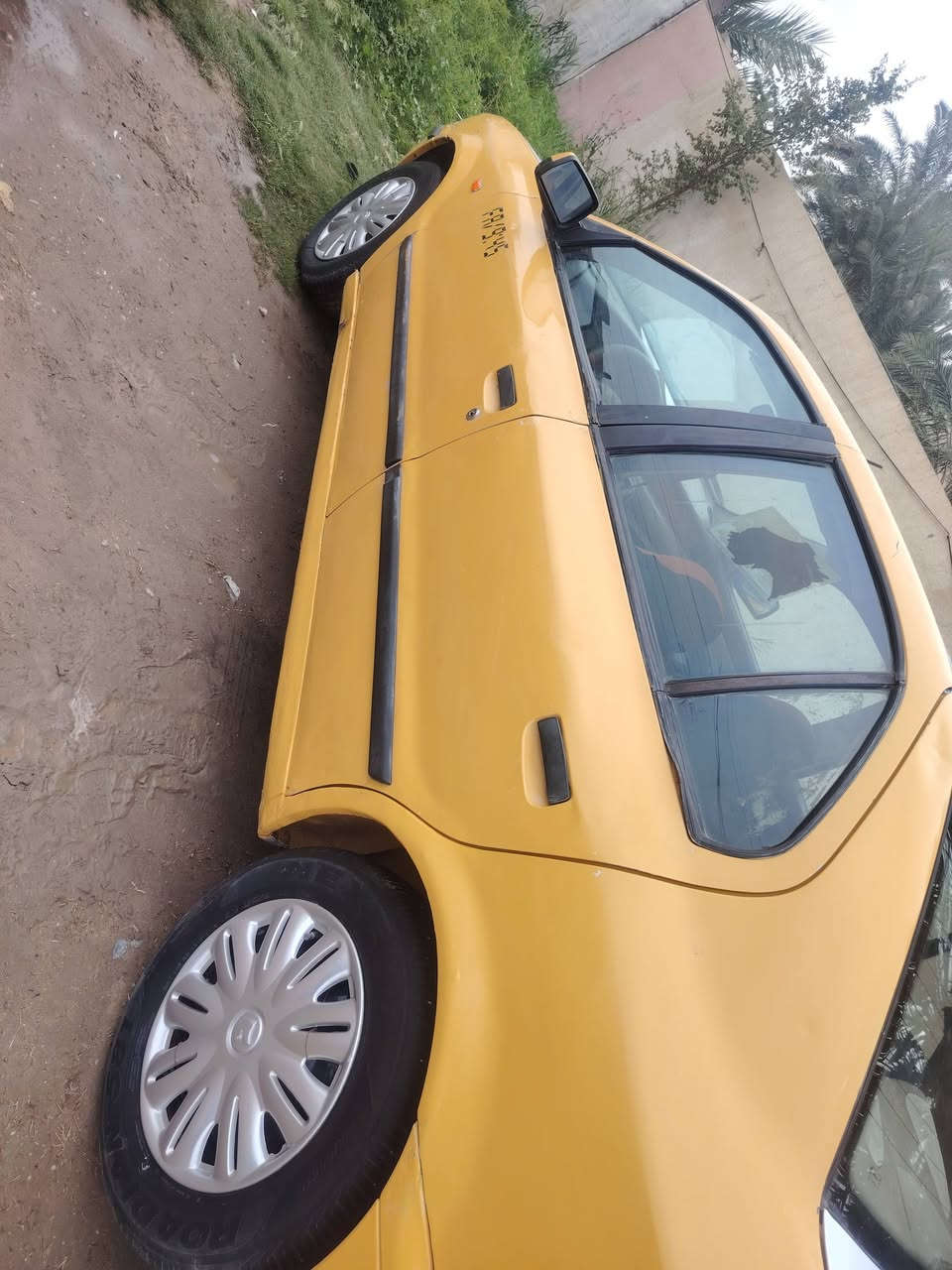 السلام عليكم سياره سند للبيع موديل 11 سياره حلوه وجاهزه ماكينتها بيها خيط تبخير بدون  غرفه جديده حداديتها وسط سياره ما عايزه كل شيء قبل للشارع والسعر 26 وبيها مجال هيئه وغرامات علي تستلم صافي من عندي راعيها يريد تحويل مكان بغداد المنصور ***********
