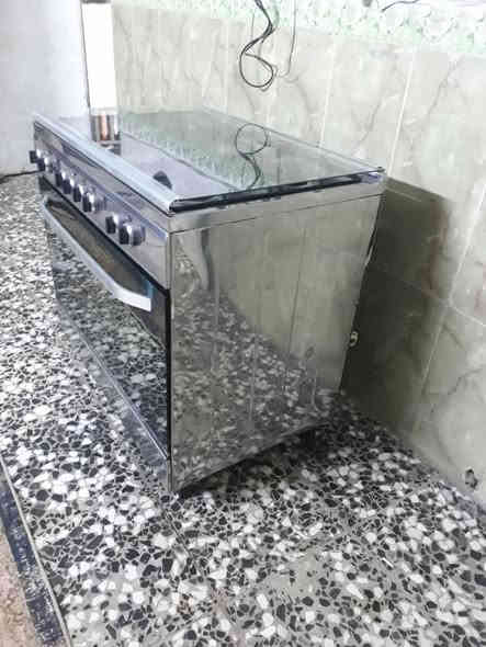 فريش باب اول نضيف كلش سعر ١٥٠مكاني مدينة الصدر السعر ١٥٠ ***********
