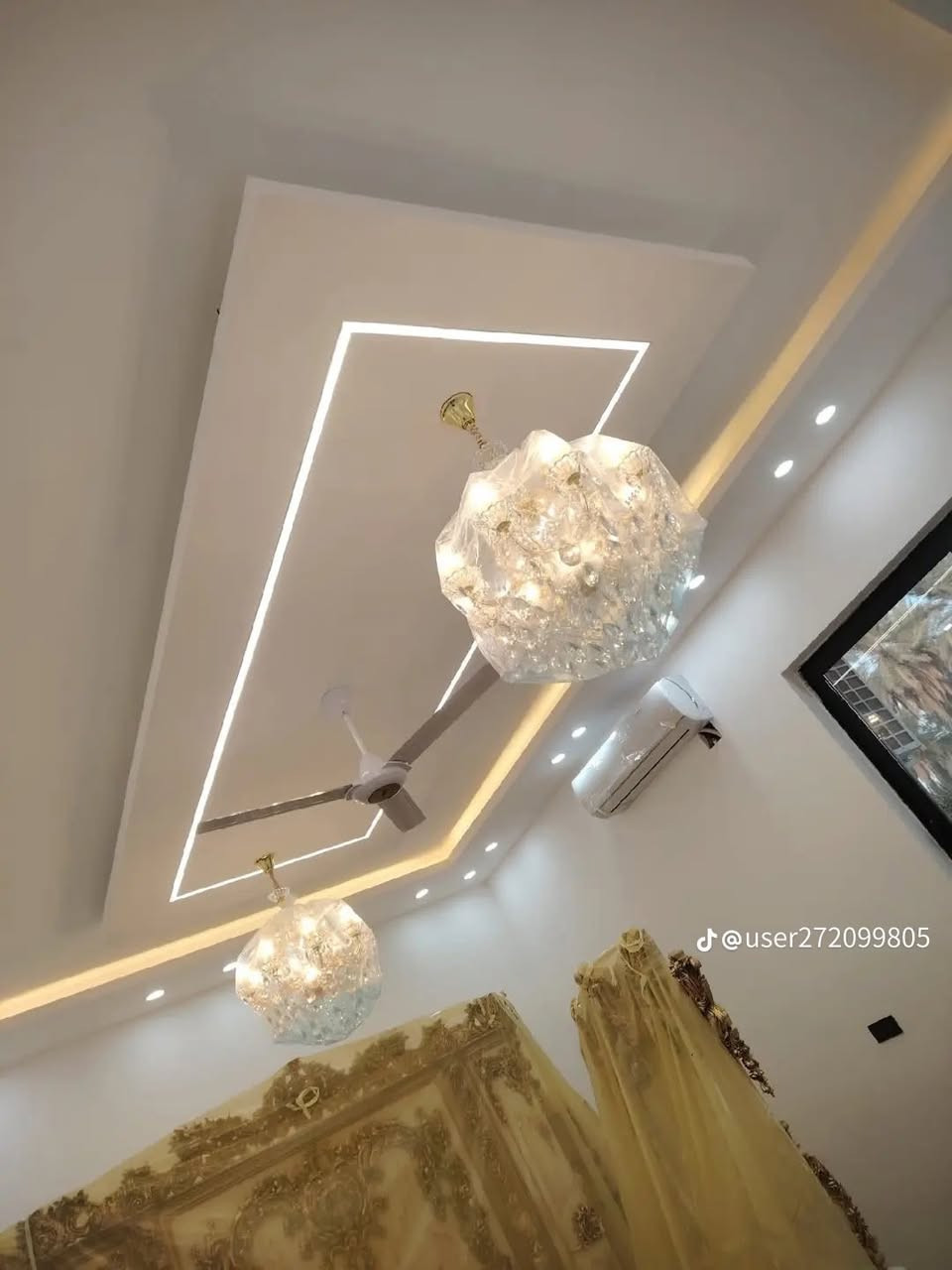 السلام عليكم شغل جبسن بورد بأسعار كلش حلوة الي يحب استفسار اكثر *********** والي عندة موقع جبير آلة خصم
