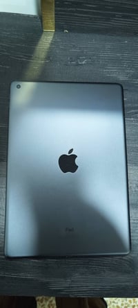 آيباد ٩ • ٢٥٦ • نظيف جدا