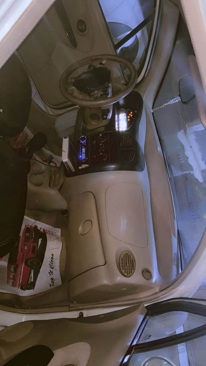 كيوكيو 2012
بغداد كلشي بيها شغال مابيها اي عطل راعيها  اصلي موجود بنية
رقم غير محول


**إذا كنت صاحب هذا الإعلان وتريد حذفه لأي سبب، رجاءا أرسل رسالة إلى الدعم الفني**