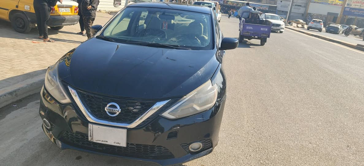 سنترا نيسان موديل 2018 وارد امريكي رقم بغداد حادثها بونيد فقط ودعامية مبدلة مع شخوط بسيطة محرك 1800 اقتصادية تحكم سرعة مابيها اي نقص لايتات زنون نظام سبورت سرعة ونظام تزلق السعر 110 مع مجال بسيط الرقم ***********
