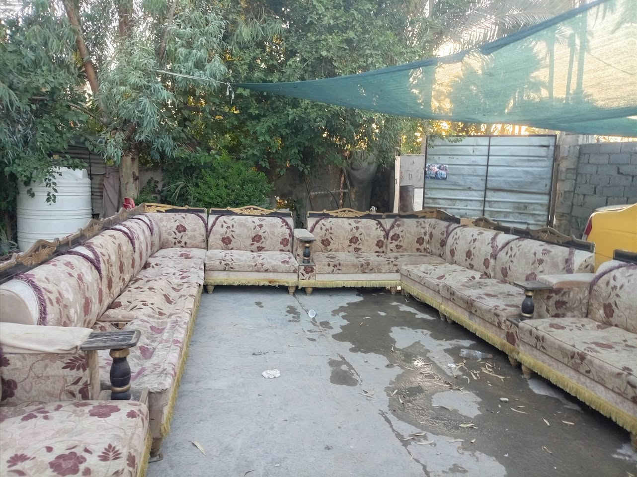 السلام عليكم تخم للبيع ٢٠ متر بي شكم قطعه تعبانه مبينات بل تصوير مكاني بل حله سعر ٣٢٥ بي مجال ***********
