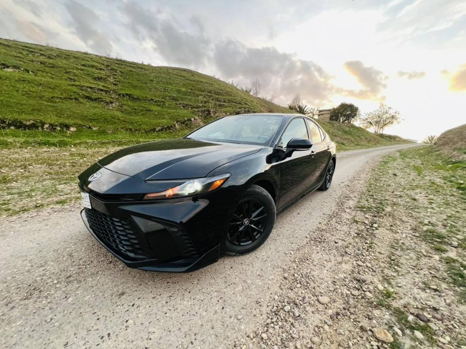 كامري 2025
هايبرد جديد
مواصفات Le
معروفه 
سياره جاهزه وجديده 
ضرر بنيد وباب عكس السايق بدون داخل  
وجاملغ كلير بدون صبغ
حيل حلوه 
سعر 195 بيها مجال 
مكاني أطراف تكريت الزلايه 
الشراي يتصل ***********
