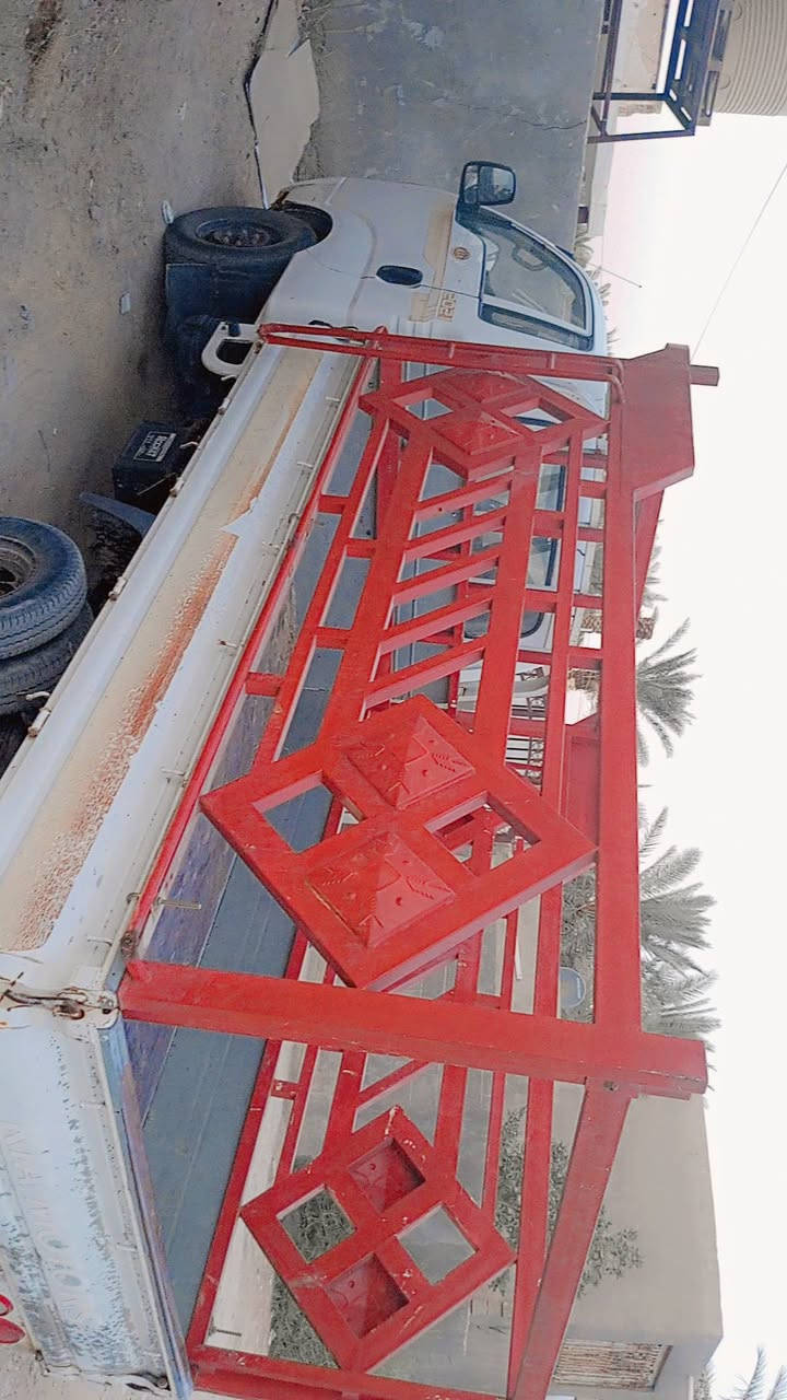 السلام عليكم  شباب  يوجد لدينا محجر نظيف للبيع والشراي يتصل على الرقم التالي ***********
