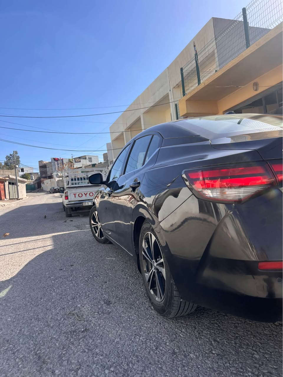 نیسان سینترا ئەمریکی مۆدیل 2025 کامل مواسفات بەس سلایت نیە 36 هەزار کیلۆ مەتر رۆیشتیە پیش و پشت کەپس 6 پارجە بۆیاخی بەس لیخشانی هەیە  
شخال بەسمە کوشین هیتەر کامیرە حەساس رادار نیکۆ شاشە تحدیل سورحە سوکان ڤۆلیۆم رەقەم کەردن سقف رادار حساس بەردی گەزۆزی هەمووی بەشەرت 
ژمارە مۆبایل *********** أربيل, العراق
