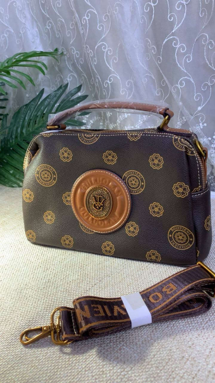 جنط ماستر كوالتي ب١٥ 
قطعتين ٢٥


**إذا كنت صاحب هذا الإعلان وتريد حذفه لأي سبب، رجاءا أرسل رسالة إلى الدعم الفني**