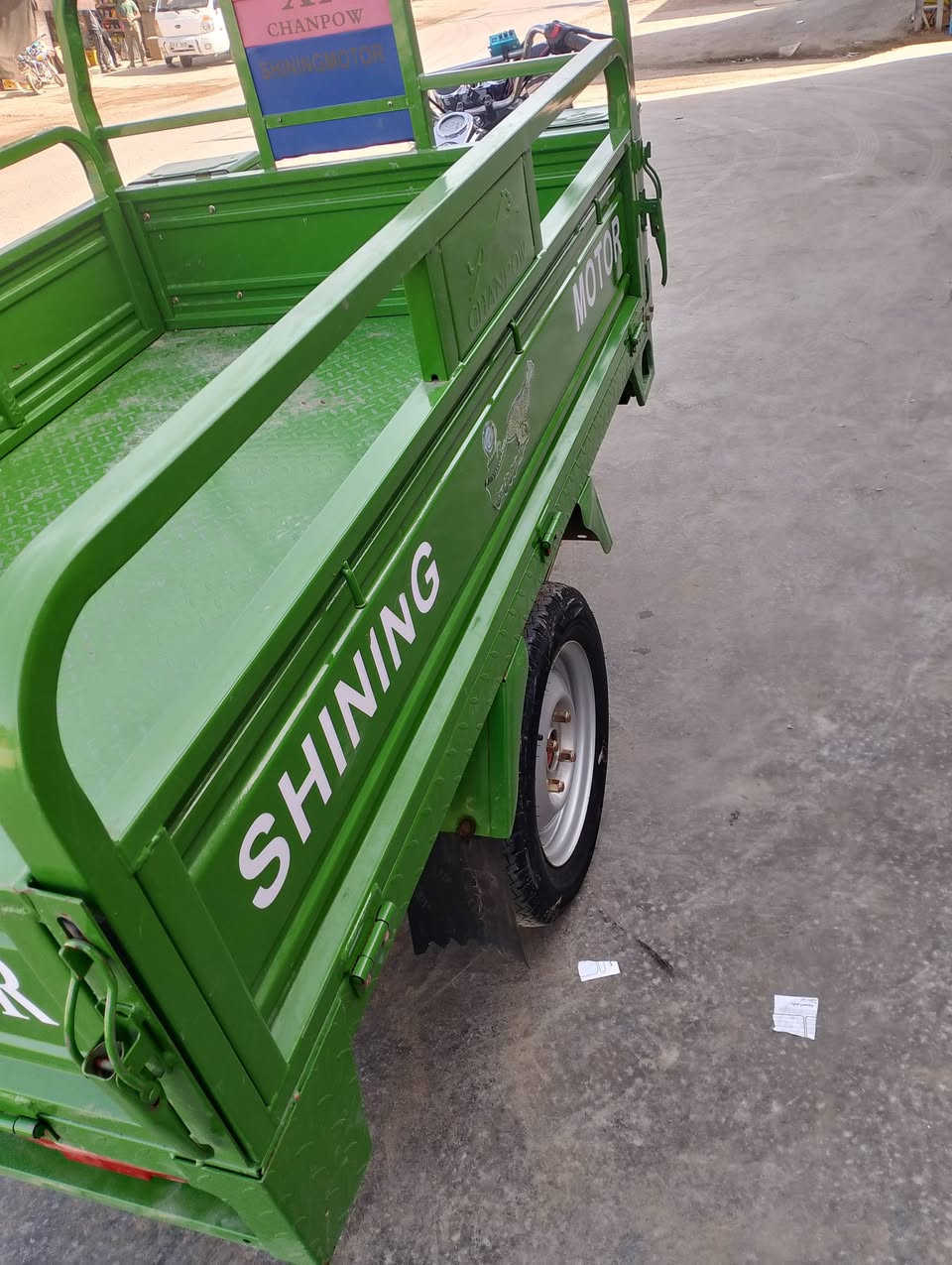 السلام عليكم ستوته للبيع مديل23طالعه نهايه25 نضيفه انضف من الصوره الشراي يتصل بي خير ودلل
***********
المكان حله سياحي
