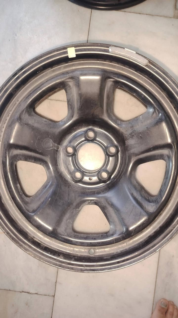 ويل جارجر بوليسي خمس براغي مع الحساسات مودي 22   دولار ٣٥٠ من دون تاير
***********
