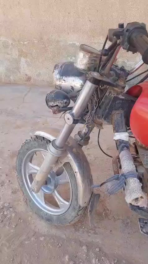 السلام عليكم ستوته للبيع ستوته شغاله بس ماتمشي الكير بكس خارط والضفيره مال الكهربائيات گاطعه لئن صارت بيها خربطه وگطعتها المهم ستوته يرادلها كير بكس وضفيره الستوته تشتغل هندر واحد كلجات جدد تايرات نص عمر جوبلس ويل امامي جديد وهذا الموجود السعر 350 الف بيع مستعجل وذا مراوس اب ماطور هم يرهم ستوته مال شغل مكان الستوته تكريت الديوم رقم الهاتف ***********//***********
