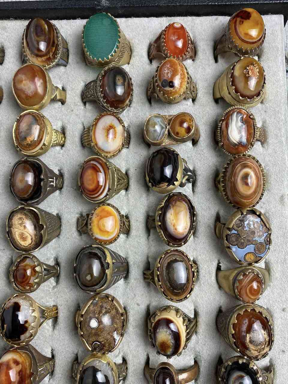 قطعه١٠


**إذا كنت صاحب هذا الإعلان وتريد حذفه لأي سبب، رجاءا أرسل رسالة إلى الدعم الفني**