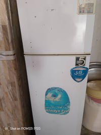 ثلاجه 18قدم تبريد وتجميد فول نقص سيم رفوف مكان ابو غريب 07903199468