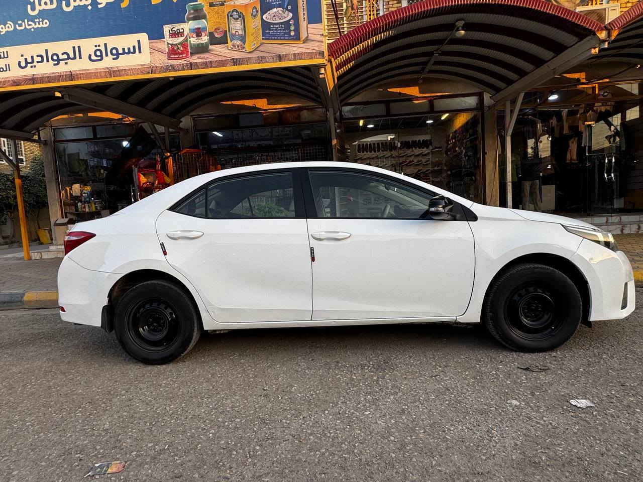 كورلا 2015 خليجي شركه عامه
محرك 1.600
ماشيه 155 الف
محرك وكير كفالة وحداية 
رقم بغداد تحويل ثاني يوم
دوشمه وأرضية وسفاري شغل جديد
#الضرر فقط صبغ شبر بالبنيد البقيه كفاله عامه
السعر 150 قابل للتفاوض 
#مكاني كوت ***********
