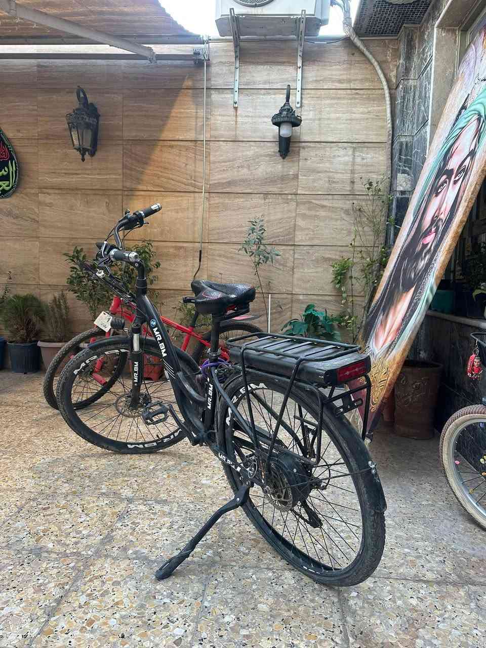 سلام عليكم بايسكل BMاصلي ابن أمه بطاريه ليثيوم مآبي نقص خير من الله خمس سرعات ممشى 700السعر خاص بغداد الرقم***********
