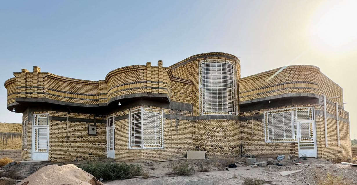 بستان مع بيت حديث المساحة 4دونم
المكان ناحية الفضليه صوب الشارع سياحي باتجاه الناصريه  كما موضح في الصور للستفسار خاص او الاتصال على هذا الرقم 
***********
