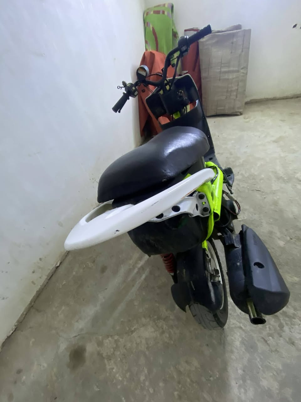 سلام عليكم ورحمه الله دراجه ماكس عدله للبيع كلجات رياضي صلنصه اف ام دراجه خير من الله بوشة وياله نجمه دراجه خرسه سعر ب 350 وبيهة مجال مكاني بغداد مدينه الصدر متواجد خاص


**إذا كنت صاحب هذا الإعلان وتريد حذفه لأي سبب، رجاءا أرسل رسالة إلى الدعم الفني**