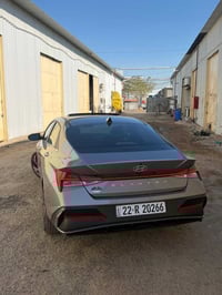 النترا موديل 2024 وارد أمريكي sel موبايل 07747150883  مكينه وكير مكفول...