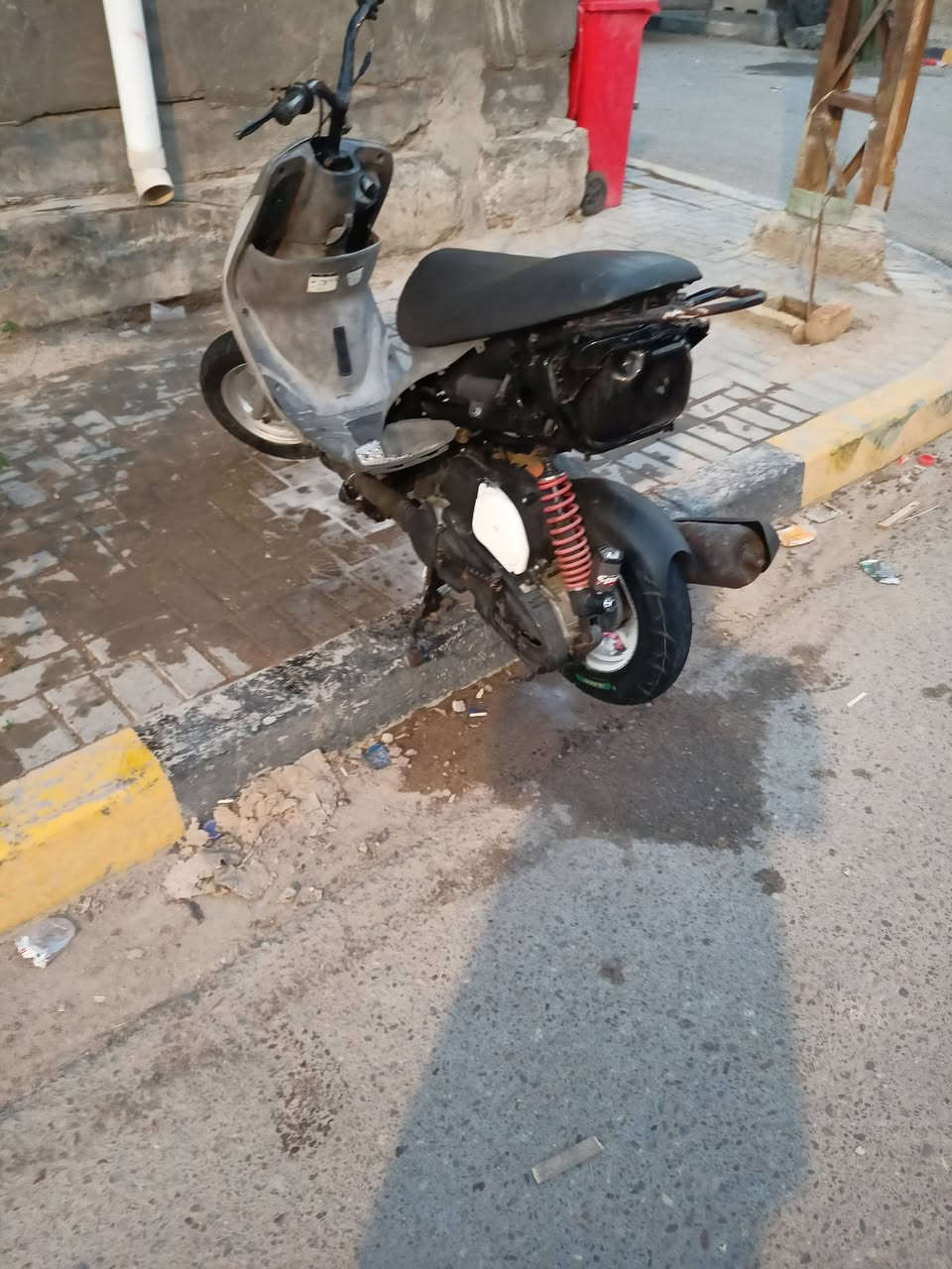 السلام عليكم دراجه ماكس قشمي للبيع سعر 550 الرقم بس اتصال واتساب ماكو ***********
