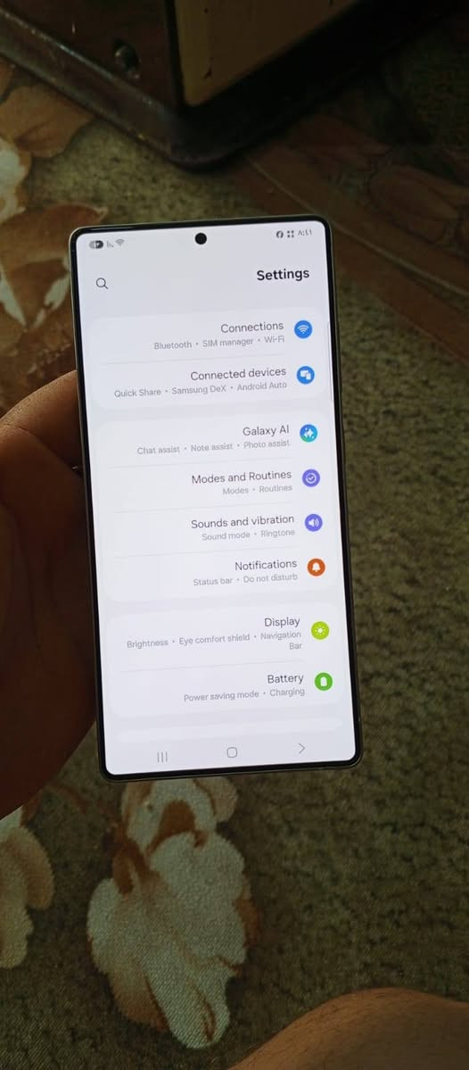 السلام عليكم
جهاز سامسونج  S25

للبيع امريكي ذاكره 256
تك خط
مكفول وتر نظيف شخط واحد مابي 

السعر 900 وبي مجال 

شراي يتفضل خاص او اتصال 

***********.واتساب 

مكان بابل حله
