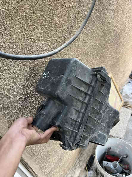 السلام عليكم شوته كورلا  هايبرد 
ترهم من موديل 2020الى2022 
اصليه ونضيفه جداً 
***********
عنوان ديالى بعقوبه
