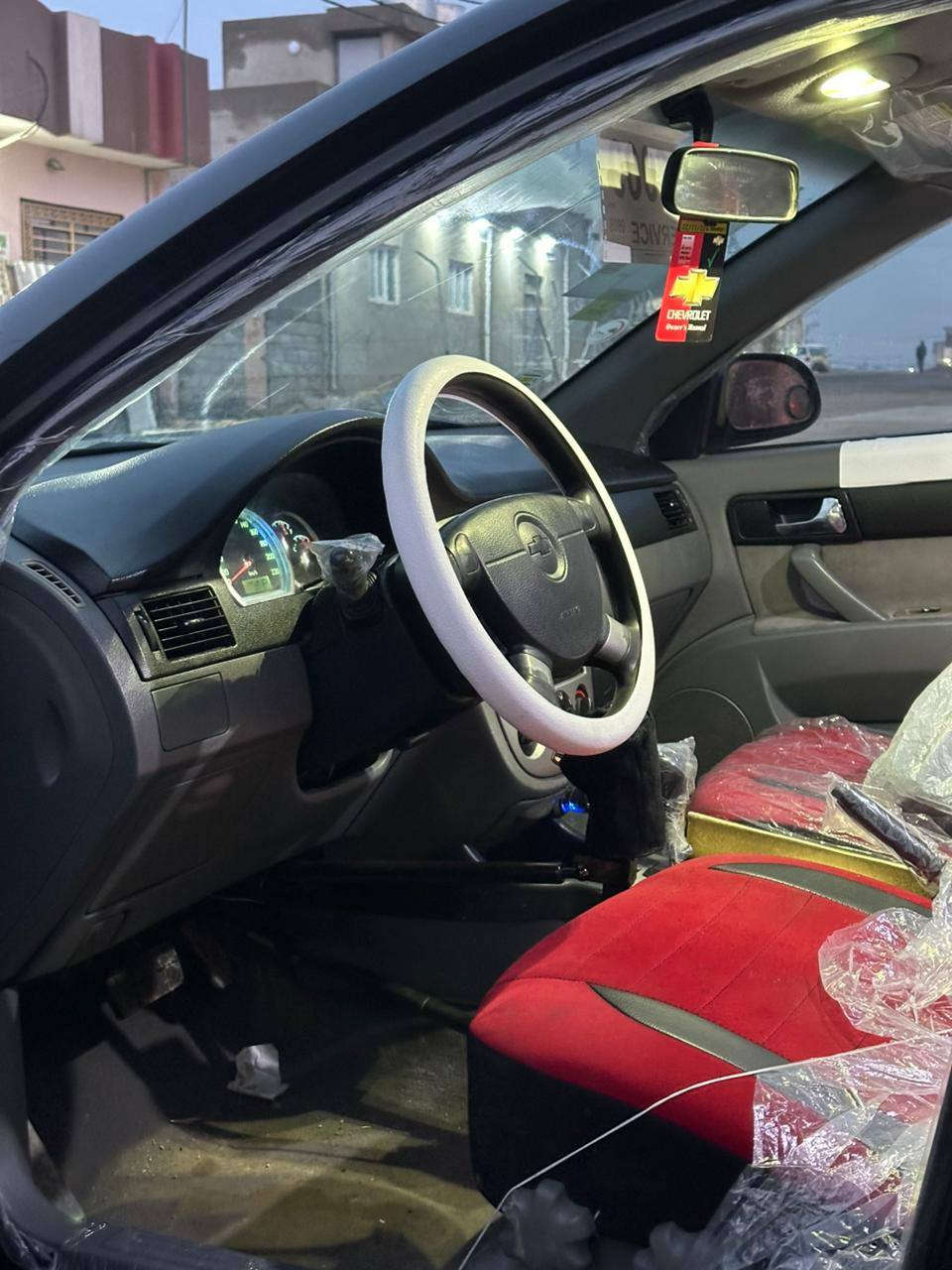 💢 شوفرليت اوبترا
💢موديل 2009 موسسه 👌🏻
💢 محرك وكير شرط 💯 
💢تبريد وتدفه🥶 💯
💢 بدون صبغ بدون ضرر او تبديل 🎖
💢 السيارة بيها تقحيل بوند سقف صندوق
💢 بيها بارد باب الخلف النفر كم مكان 
💢 رقم جديد 💯 هزه سنوية جديد 
💢 تايرات امامي جديد الخلف فوق 
💢 صدر امامي خلفي زين قبل 4 اشهر عمرتو 
💢شرط التحويل والوكالة....  
💢سيارة باسمي حولتوه جديده
💢 رقم الموبايل ***********
💢 السعر 80 بيها مجال سيارة على ايدي
