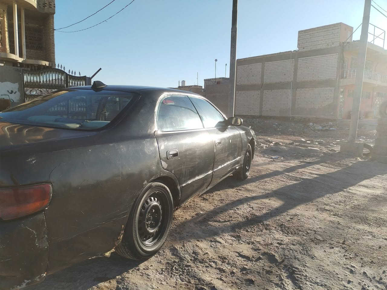 شيزر للبيع السعر 22 ورقه قفل محرك وكير ونجي ناعم جديد حداديه نضيفه بيهه نواقص قليله مصبوغه عام جماليه رقم كربلاء الماني مشروع وطني سنويه مجدده راعهه بكربلاء ما اندله ابيع كوم حديد مسول عن السرقه والطلب مكان السياره الديوانية قضاء الشاميه للستفسار ***********
