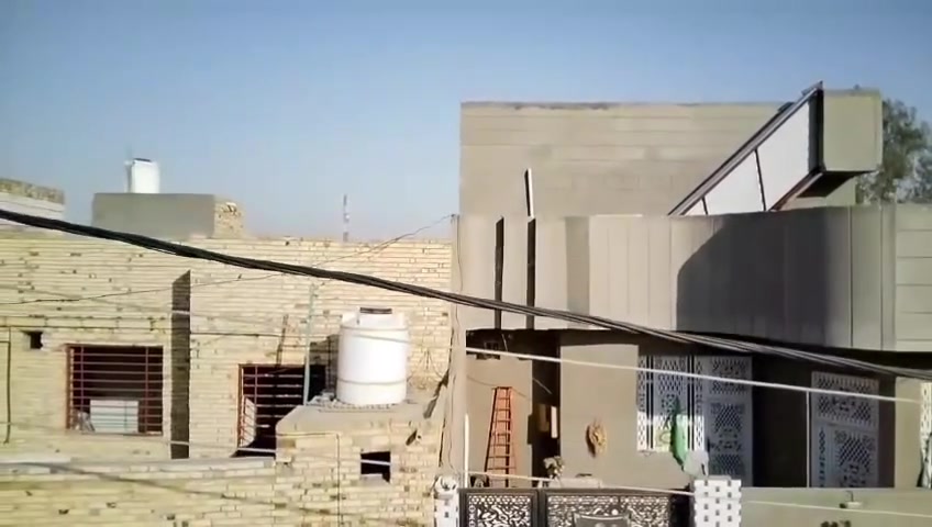 درون B5 مني. شاومي ربط كيبل. موصفات قويه. جديد أنه فتحته من لكبس للفحص. لمدى 6 كيلو. ارتفاع 300متر يطير 26 دقيقه.  ب350الف. توصيل موجود ***********
