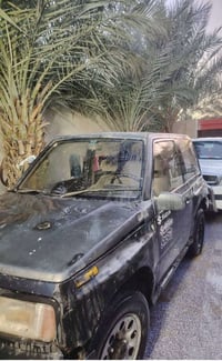 سازوكي • جير عادي • محرك يدخن ابيض