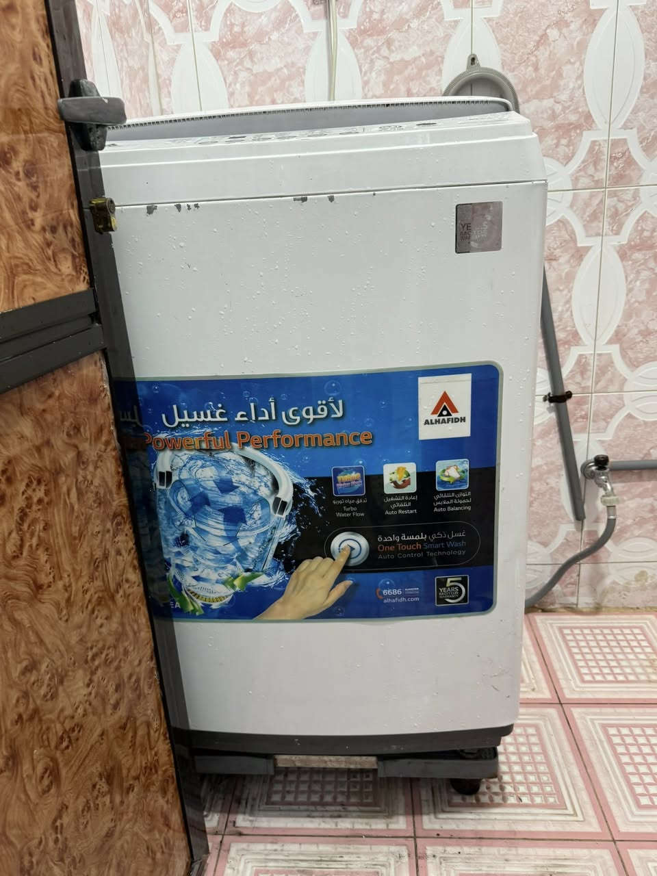 سلام عليكم غساله اوتماتيك شغاله مابيه شي حجم 13 كيلو نوع الحافظ سعره 120الف بيه مجال***********
