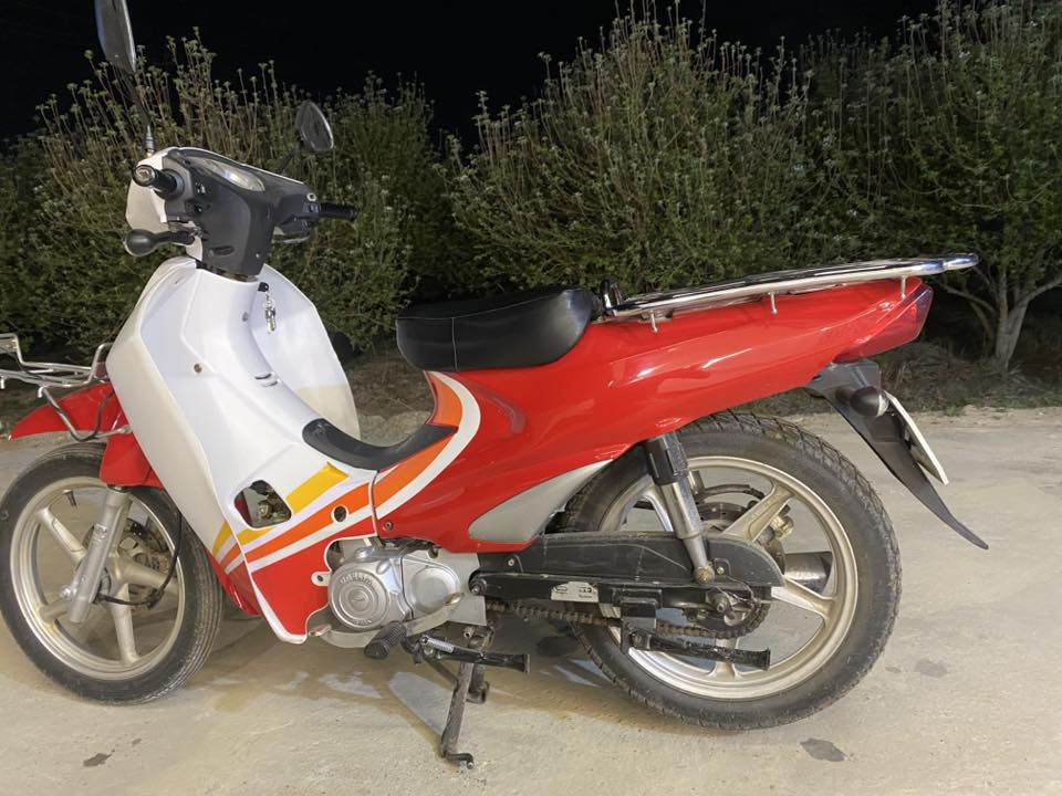 سلام عليكم للبيع سرفيز موديل15 كهربائيات كلها شغاله تخم تاير جديد محرك بلادي ماطور على كل عيب اتصل وتدلل***********
