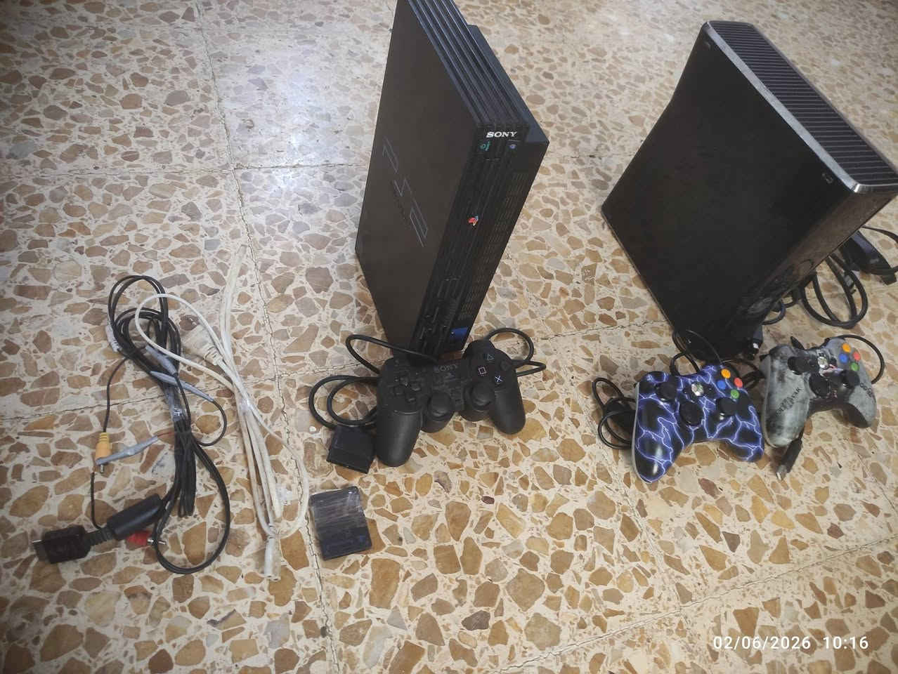 السلام عليكم
اكس بوكس 360 سلم للبيع كامل ملحقات جهاز جاهز من كلشي وشرط الفحص ما مفتوح ولا مره ولا داخل اي محل 
+
بلي 2 فات الكبير للبيع عوزه فلاش بس شغال وكامل وشرط تفحص وضمان بيهن ثنينهن 
ابيع شلع الجهازين ثنينهن ب 150 وبيهن مجال بسيط للشراي 
مكاني نجف المناذرة ورقمي *********** موجود واتساب ومازنجر ورصيد وبيكم خير وتدللون
