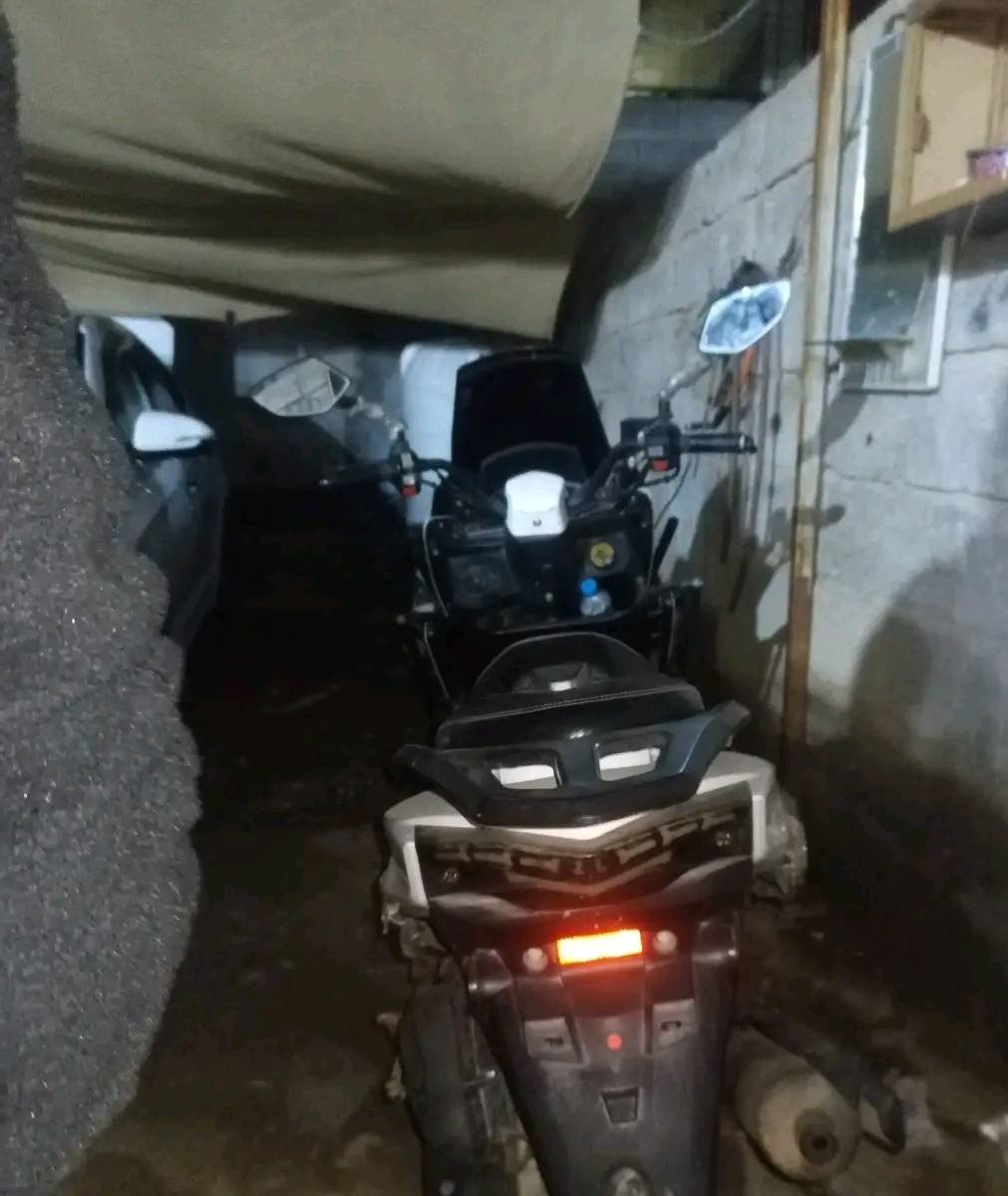 السلام عليكم دراجه سترك موديل 2024 كامله مكمله نظيفه خير من الله مستعجل على بيعتها نقص البركان جسر خرنابات سعر 750 بها مجال للطيبين ***********
