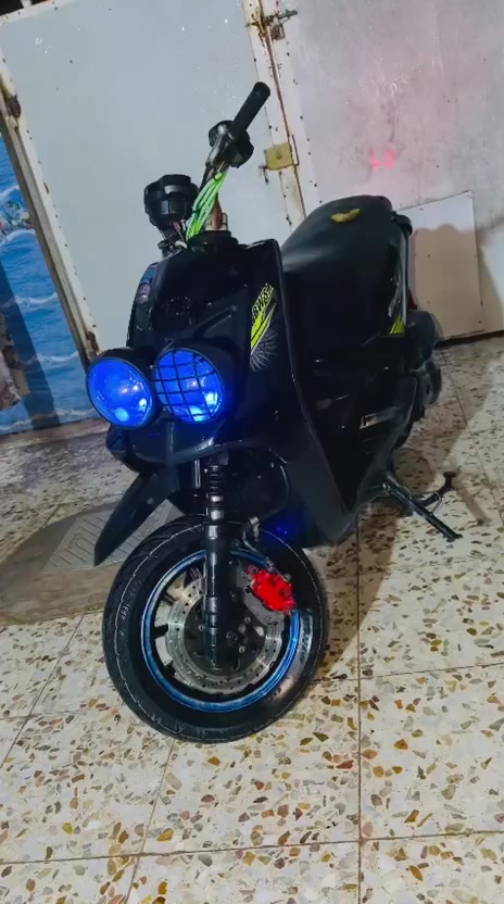 السلام عليكم سكنس جبلي  ام عيون مديل 2014  دراجه حلوه وياله رياضيه اصليه كلجات رياضيه  كهربائيات  شغاله وين ميعجك تاخذهه وتفحصهه  بانزين كله محسن دهن  كل ١٠ ايام ابدل مكان بابل   السعر خاص
او الاتصال : ***********
