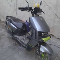 السعر ٦٠٠ للإستفسار ٠٧٧١١٠٦٠٤٠٧