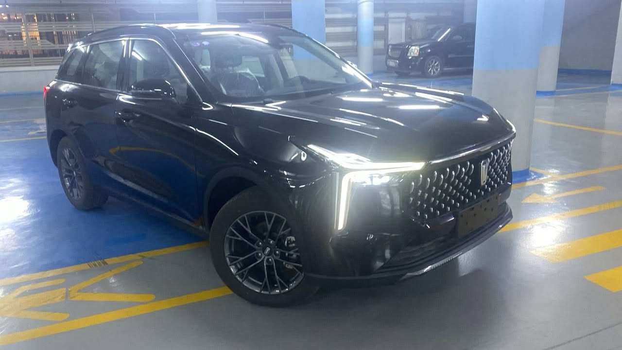 السلام عليكم يتوفر للبيع سيارتين بيستون T55 السيارتين موديل 2024 السيارتين رقم بغداد السيارتين لونهم اسود كل سيارة سيتم ذكر تفاصيلها ادناه

الاولى 
بدون صبغ بأسم الشركة اقساط داخلية 
ماشية تقريباً 22 الف كيلو 
السعر الاصلي بالشركة 27,800,000
واصل للشركة 18,000,000 
رايدها 16,000,000
 تنقل المعاملة بأسمك و تسوي كومبيالات للشركة بدون كفيل 
قسطها الشهري 330,000 الف دينار او تريد تدفع نقد براحتك 

الثانية 
صبغ جزء من الصندوق الخلفي و انطخت مرا ثانية و بعدها على طختها بنفس المكان بالصندوق الخلفي 
ماشية تقريباً 16 الف كيلو متر 

بأسمي وليس باسم الشركة ولا اقساط 
سعرها الكلي بيع نقد فقط 22,500,000

اخوان اسيارات نظيفة جداً والاسعار بيهم مجال ان شاء الله و الي يحب يجي يشوفهم مكانهم العامرية مجمع الود السكني 
*********** رقم الهاتف للتواصل
