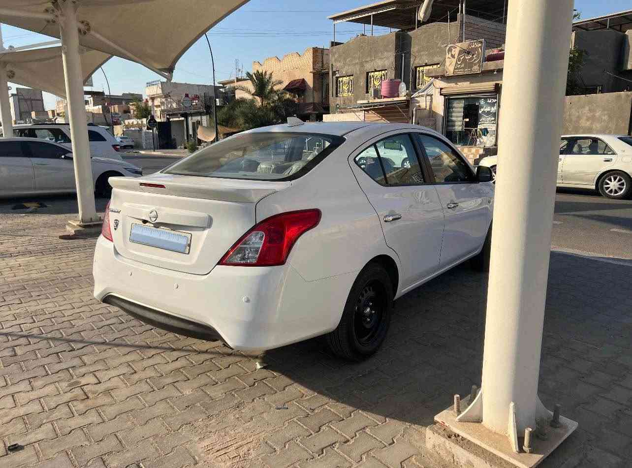 نيسان صني هندي 2025 زيروو
بليته زركه كفاله عامه
رقم اربيل وكاله او تحويل ضمان شركة السور
ماشيه 4 الف فقط زيروو
شاشه لكزز بالكارتون السياره 
السعر 132 ورقه قفل 
*********** البصرة, العراق
