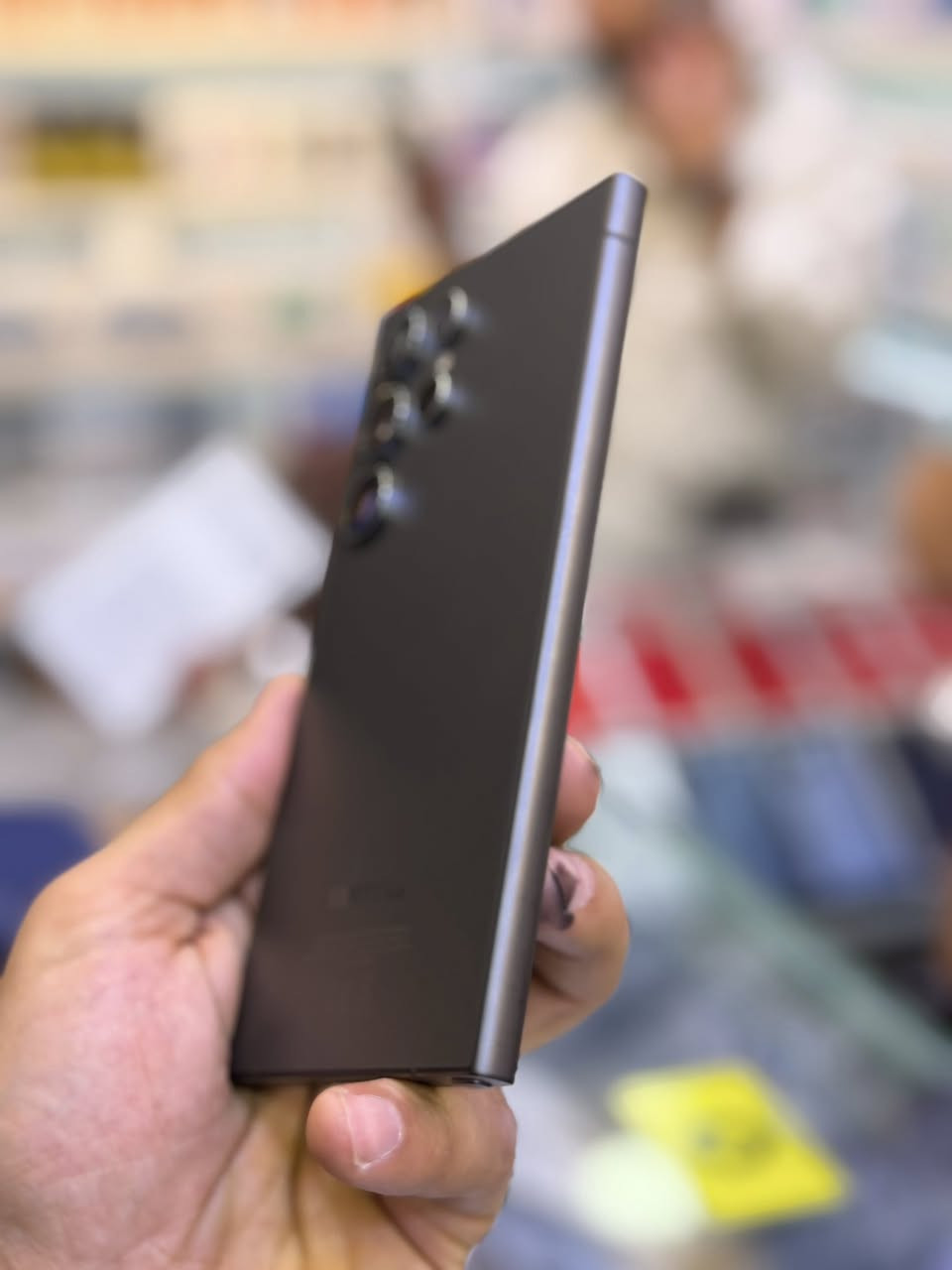 سامسونك s24 التراا ضمان وكاله عين الفهد اصلي ذاكره 256 عشوائيه 12 نضافه شخط واحد مابي جهاز لا مفتوح ولا مصلح الون مميز الأسود  
السعر 950 الف قفل من اخير 
 العنوان بغداد البياع شارع عشرين
 متوفر لدينا اقساط على مصرف الرافدين فقط 
هاتف *********** 📞📞
هاتف ***********📞📞
